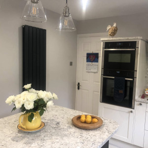 gray wall kitchen rooster